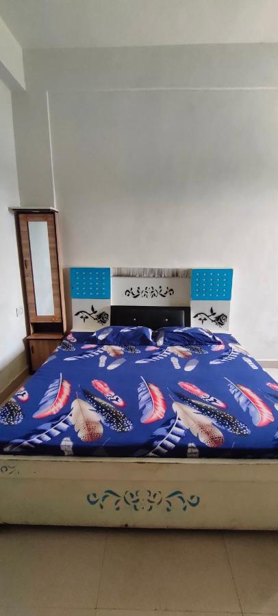 Hotel Yoran Inn & Restaurant By Wb Inn Sadabad Ngoại thất bức ảnh